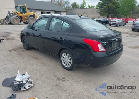 2014 Nissan Versa 1.6 S from USA, damaged, VIN 3N1CN7AP4EL811560